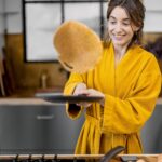 Женщине снится жарить пирожки: толкование сна