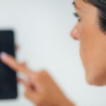 Как подключить наушники Qcy к iPhone