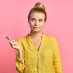 Стоит ли писать ему?