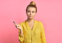 Стоит ли писать ему?