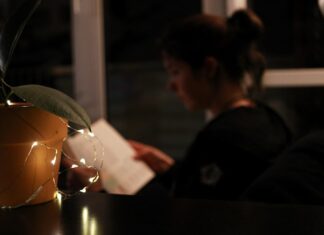 Заговоры по лунному календарю: когда читать