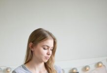 Что написать девушке утром