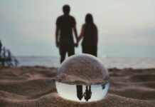 Найти двойника из прошлого: возможно ли?