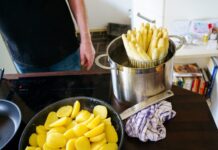 Картошка фри на сковороде: простой рецепт